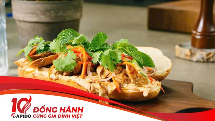 Bánh mì gà phô mai