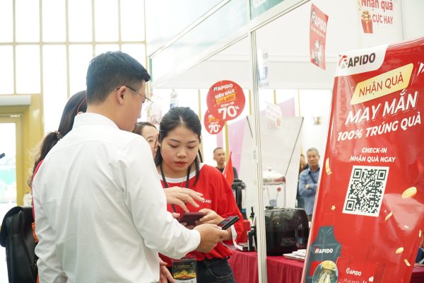 Rapido lan tỏa xu hướng sống tiện nghi, sống khỏe, hiện đại tại Hội chợ Mùa thu 2025 3 Anh 3