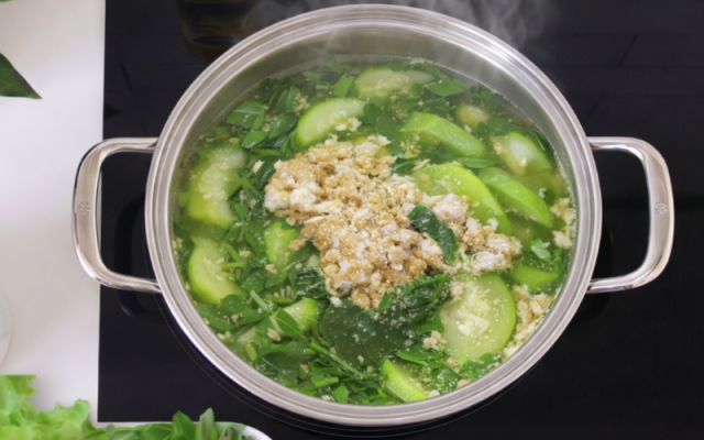 Canh cua với nồi inox đa năng Rapido RK26-3S