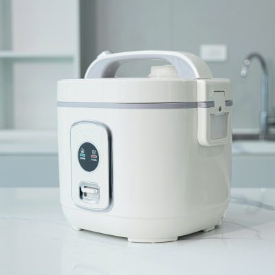 Nồi cơm điện Rapido 1.8L (RC-1.8M2): Lựa chọn vàng cho gia đình việt 7 z7710830211825 73078450d9ec47cb61acc6a56e6b4c4f