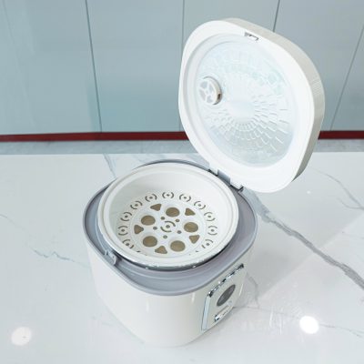 Nồi cơm điện Rapido 1.8L (RC-1.8M2): Lựa chọn vàng cho gia đình việt 5 z7710830566140 5ca9a2638d1c8864e3f0b47e19b115db