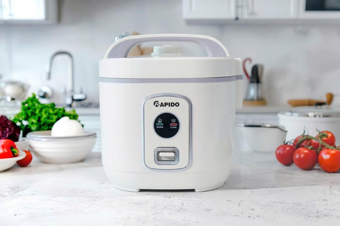 Nồi cơm điện lòng nhôm chống dính 1.8 lít Rapido RC – 1.8M2